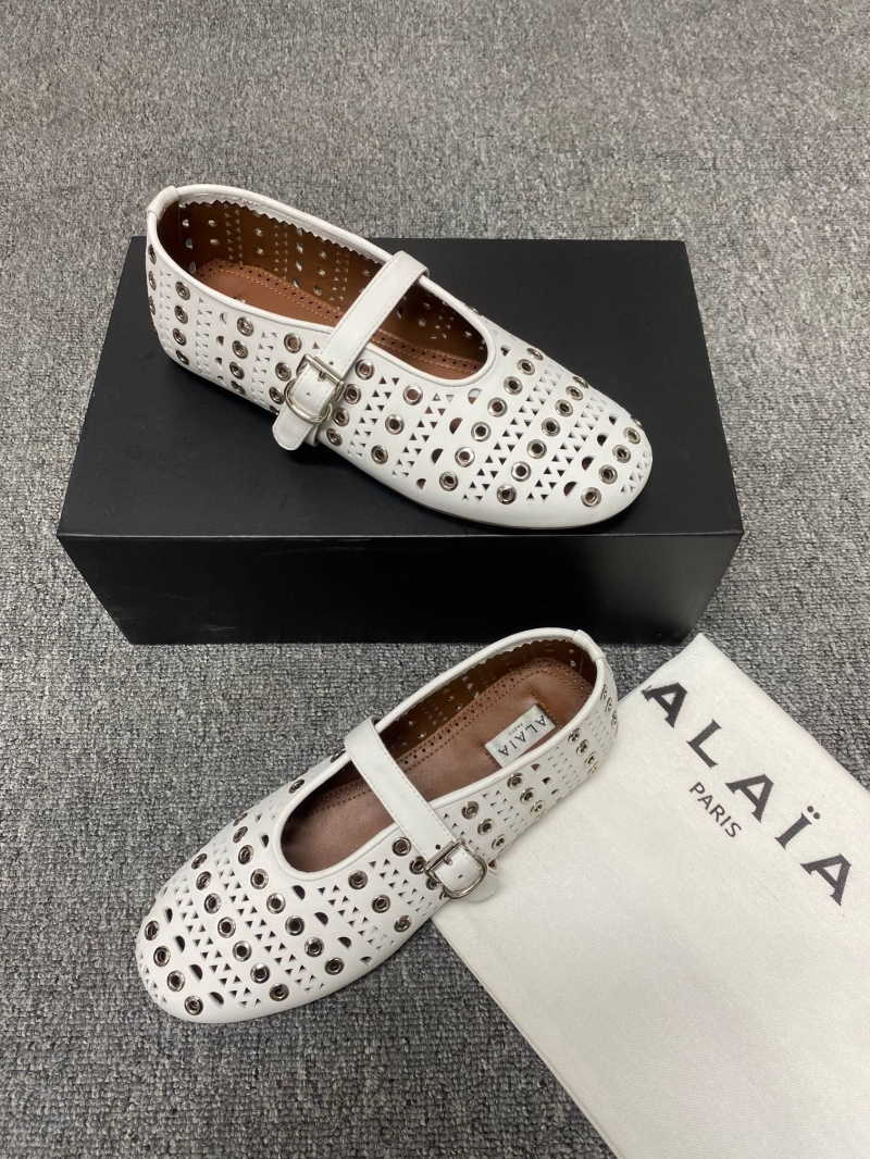 Alaia Flat Shoes